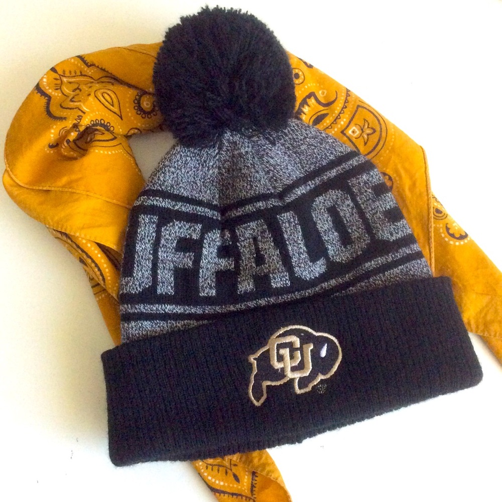 GEN2 CU BUFFALOES Pompom Cuff Beanie Sz S or Boys 8-20